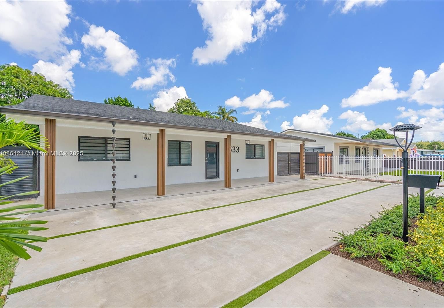 Sold home at 533 E 61st St, Hialeah, Florida